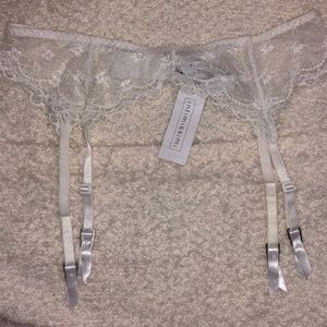 COPY - Intimissimi Garter Belt ONE SIZE